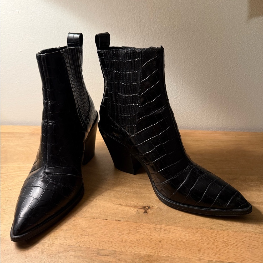 Alice + Olivia Black Croc-Patterned Ankle Booties